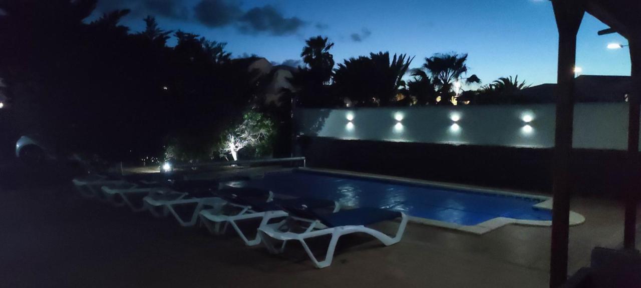 Villa Celeste Плайя-Бланка Екстер'єр фото